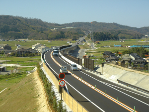 無料の高速道路　鳥取自動車道