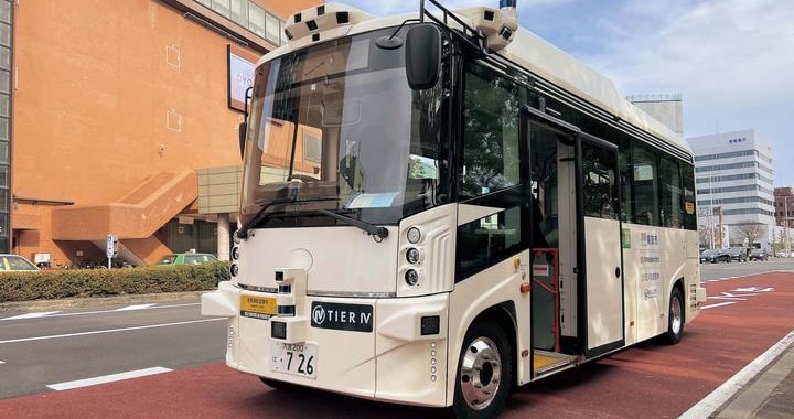 自動運転バス