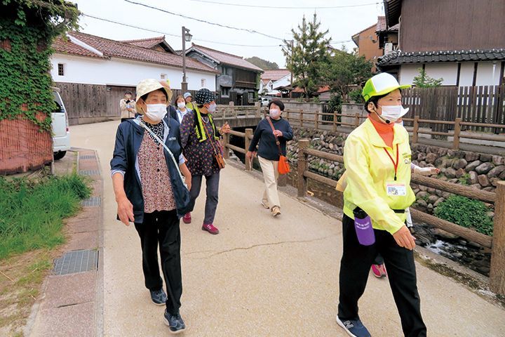 健康ウォーキングの様子