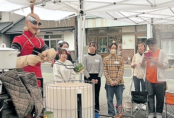 いなば用瀬宿横丁さんぽ市の様子
