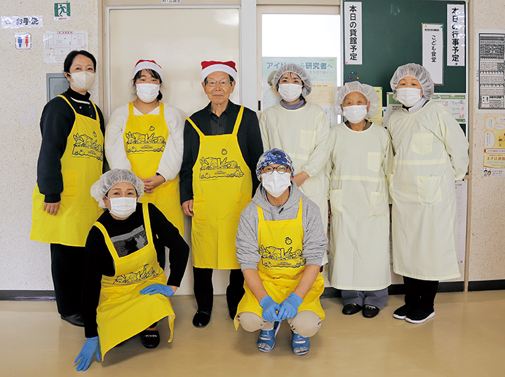 地域食堂スタッフ 集合写真