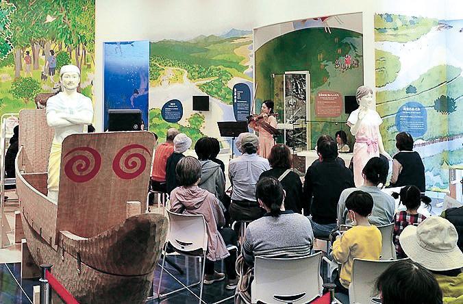 青谷かみじち史跡公園 開園1周年記念の感謝祭の様子