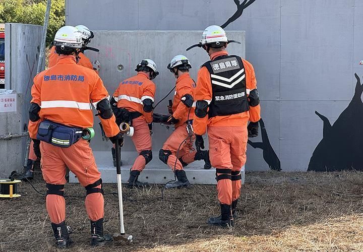 座屈中高層建物救助訓練