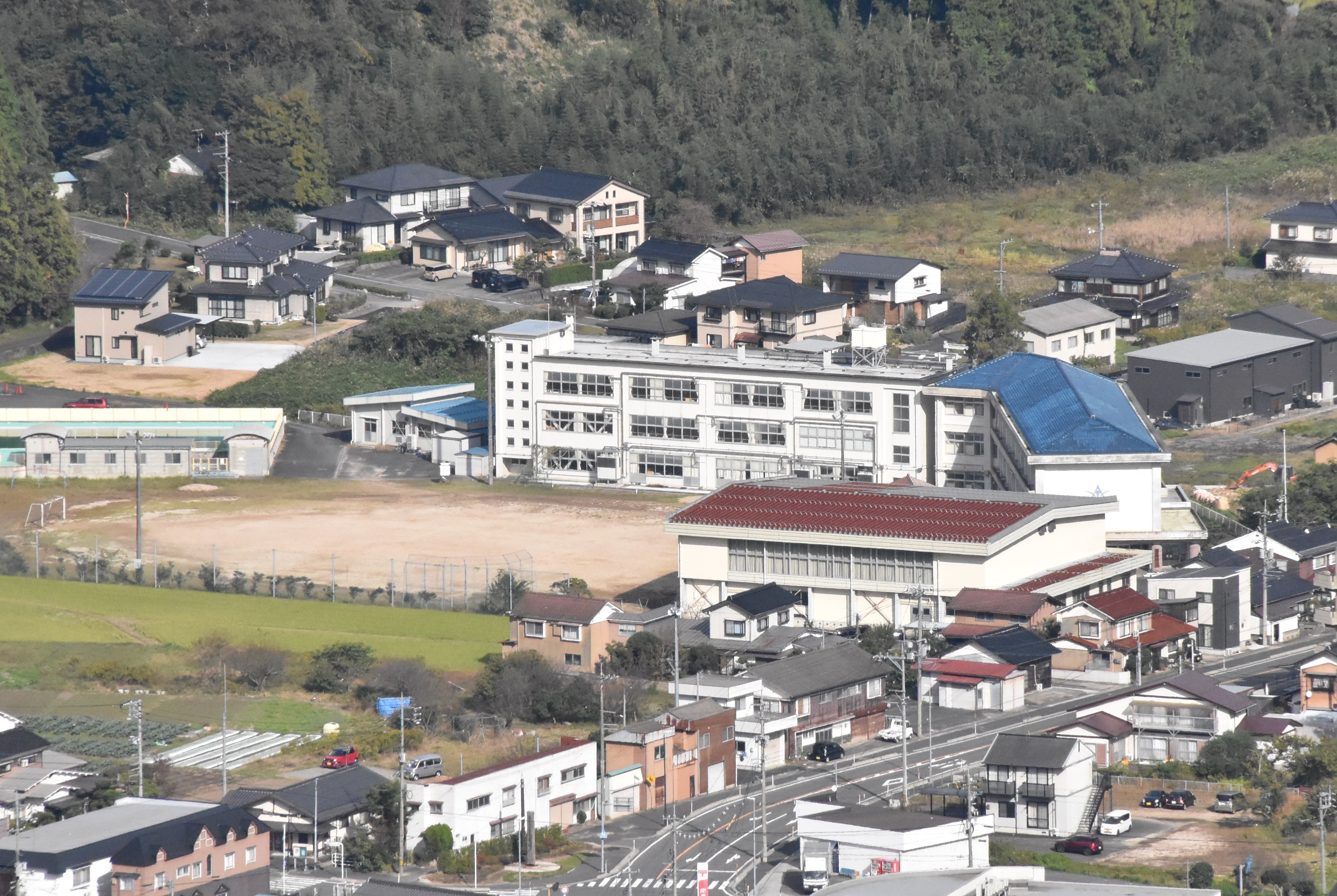 湖南学園 校舎 全体
