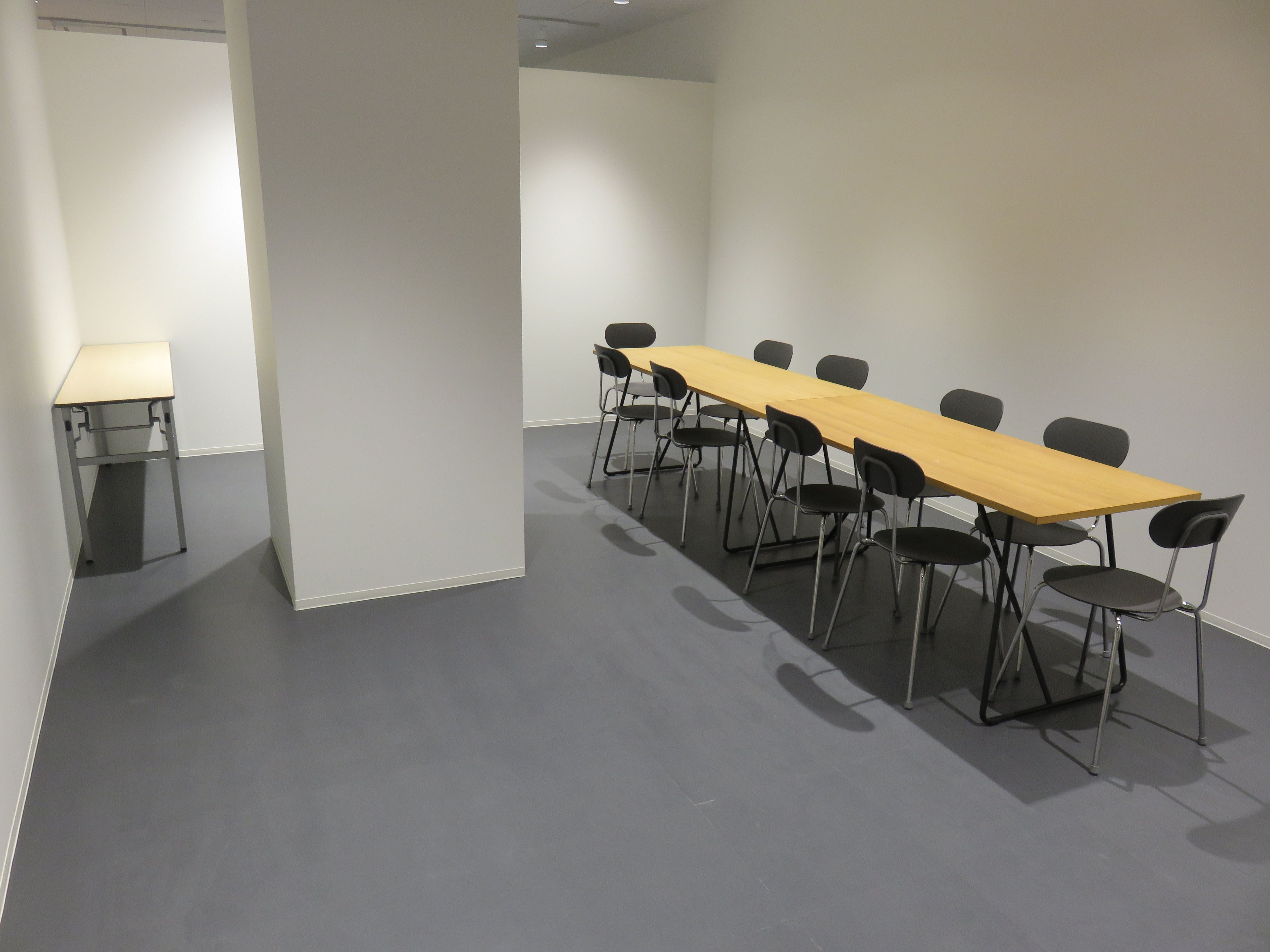 ミーティングルームの画像