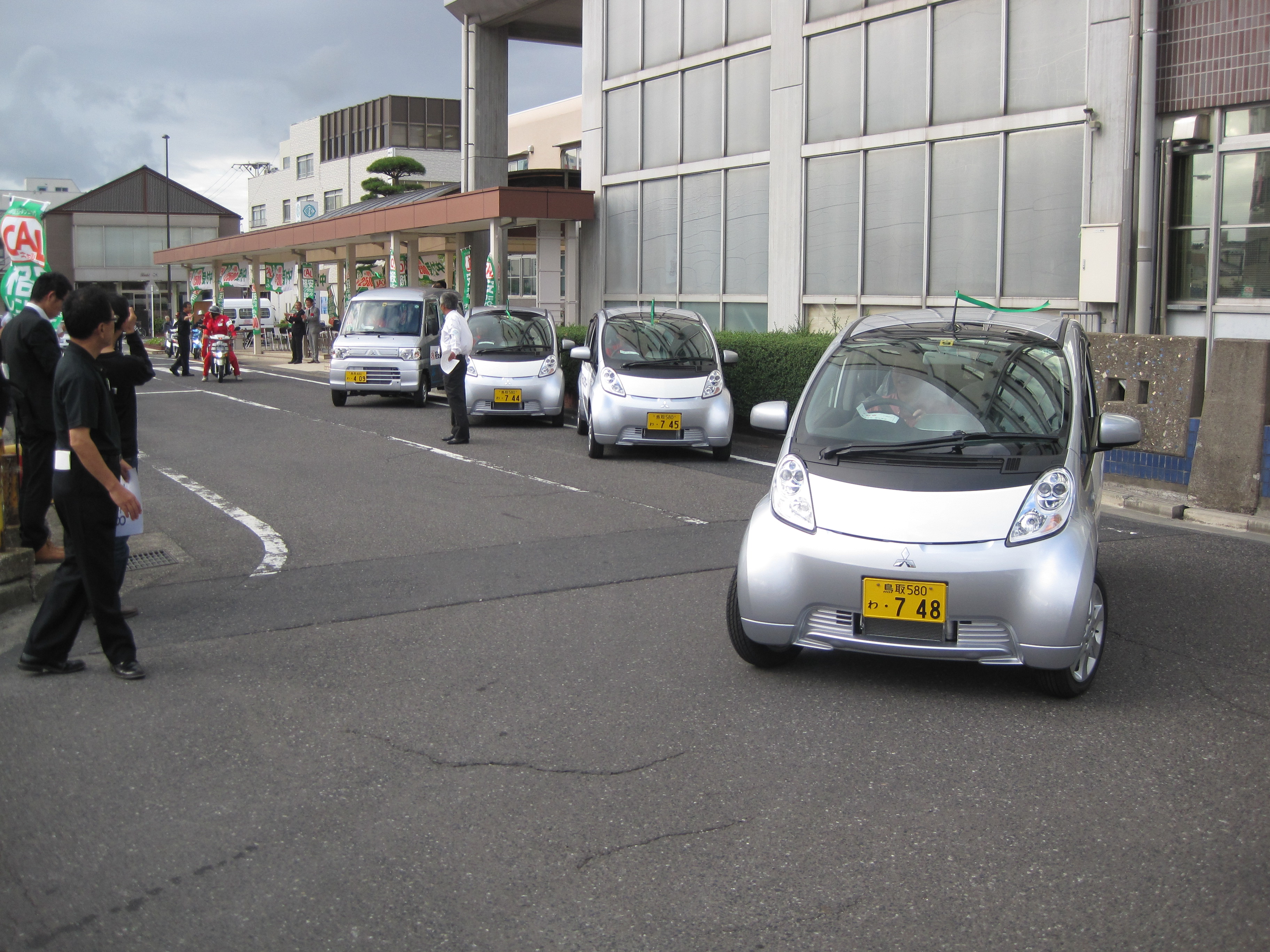 「全国発！県全域・産官学連携で行う鳥取式EVシェアリング」実証事業実施中！！（24年度）の画像