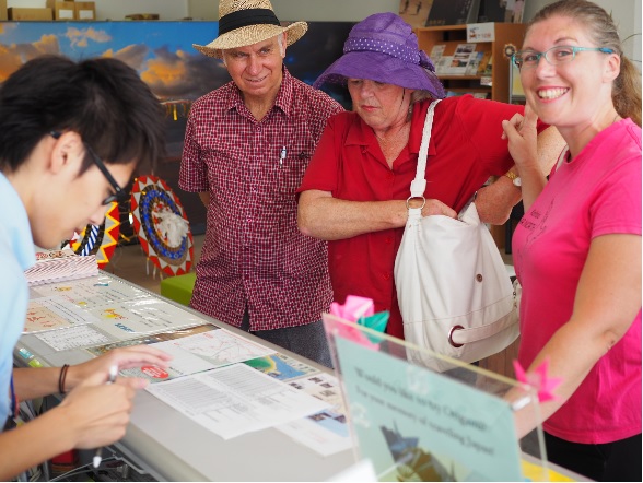 営業時間 (Opening hours)(營業時間)(운영 시간)の画像