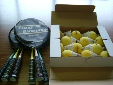 ファミリー バドミントンの画像