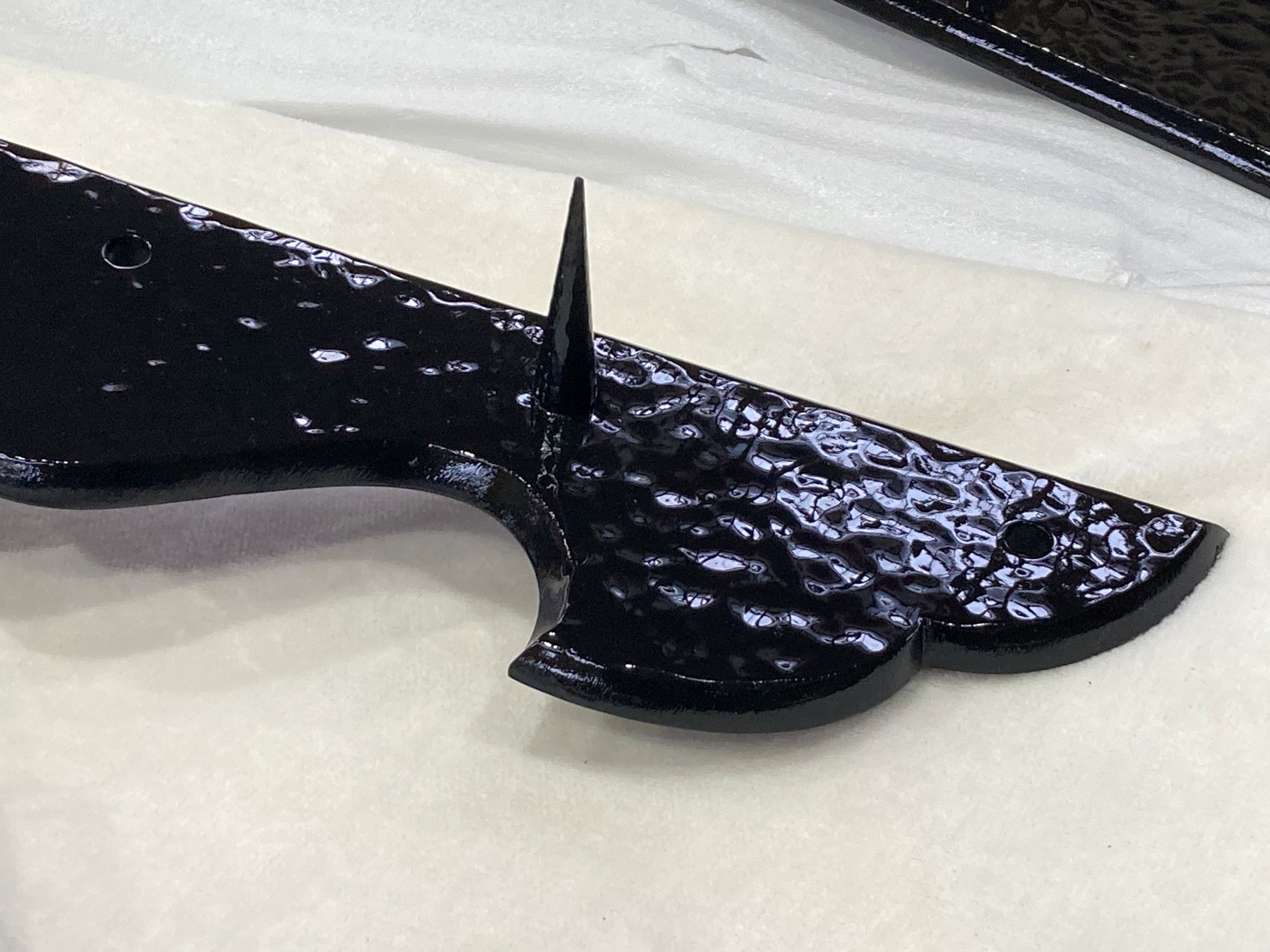 槌目仕上げの錺金物の画像