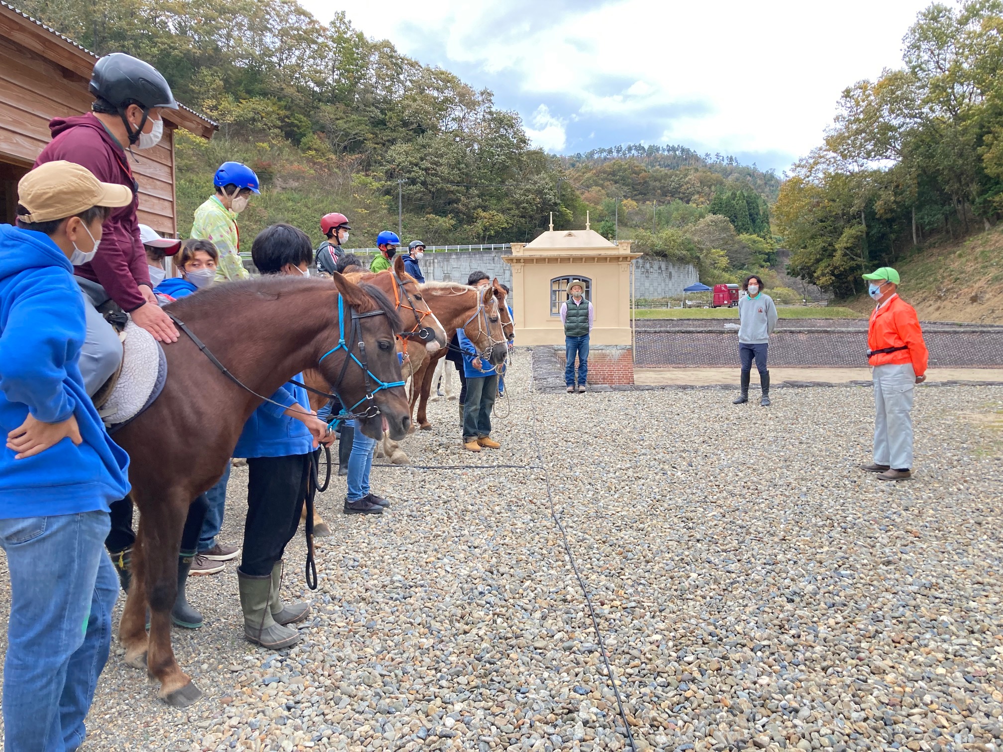 旧美歎水源地で乗馬イベントの画像3
