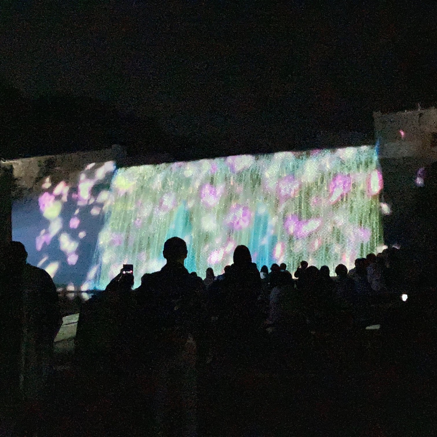 美歎ダムプロジェクションマッピングの画像2