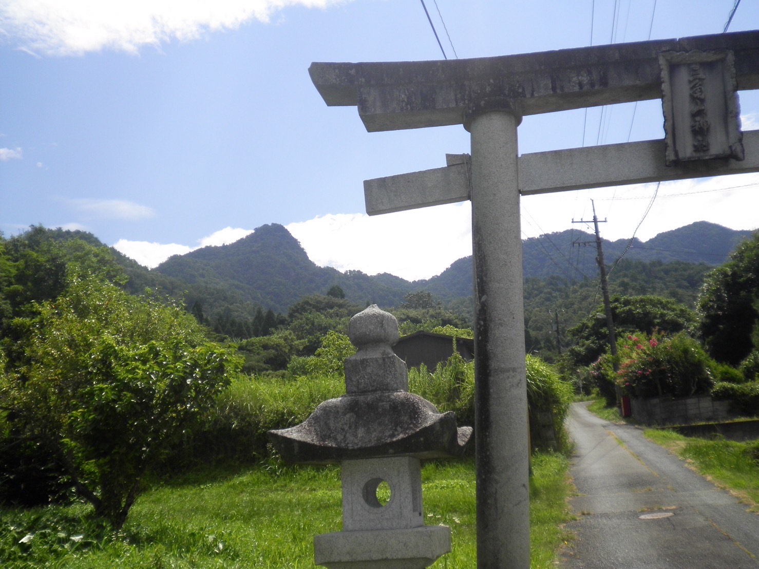 三角山への道のりの画像