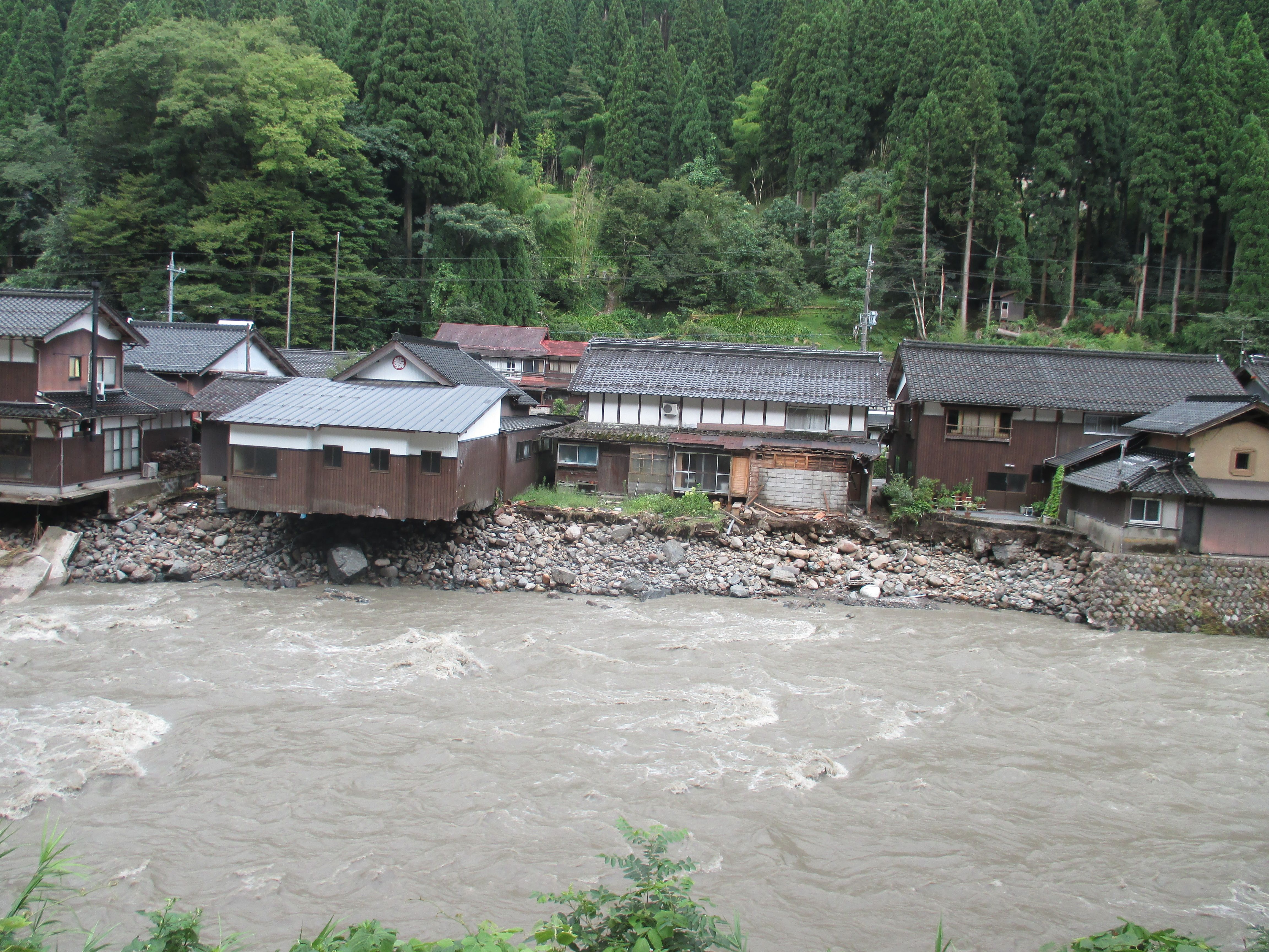 加瀬木河川沿い