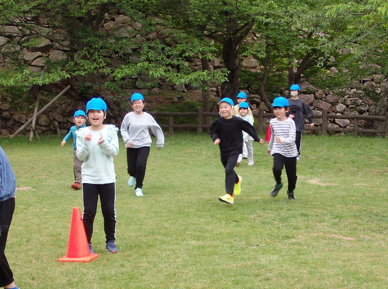 明治小　異学年交流
