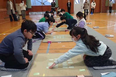 東郷小　百人一首大会