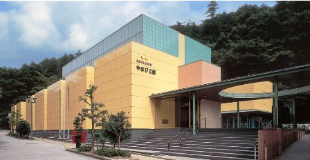 鳥取市歴史博物館外観