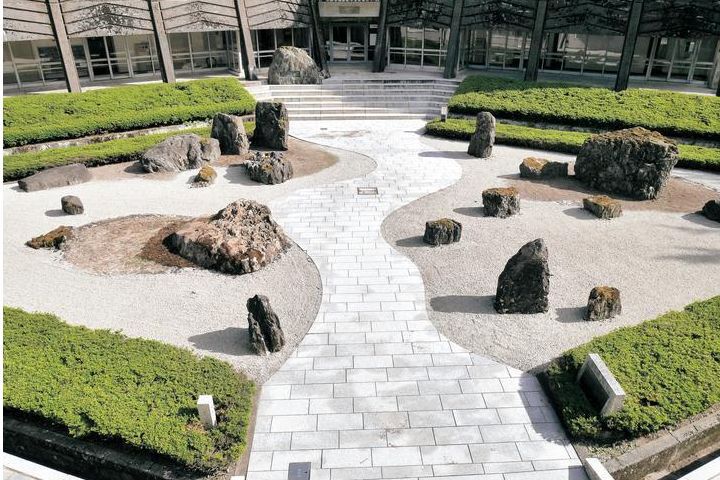 黎明(れいめい)の庭