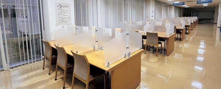 ついたてが付いた学習スペース