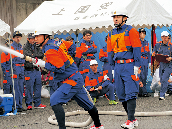 小型ポンプ操法の部 鹿野第2分団の様子