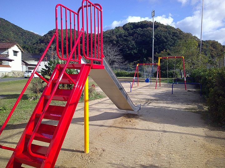 2連コンビブランコ、滑り台