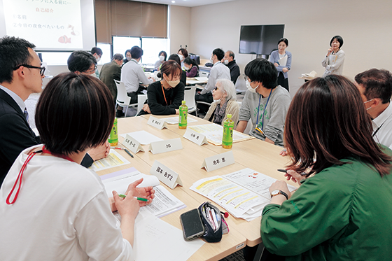 長寿社会課 ミーティングの様子