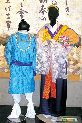 万葉衣装