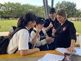 オーストラリアの学生と