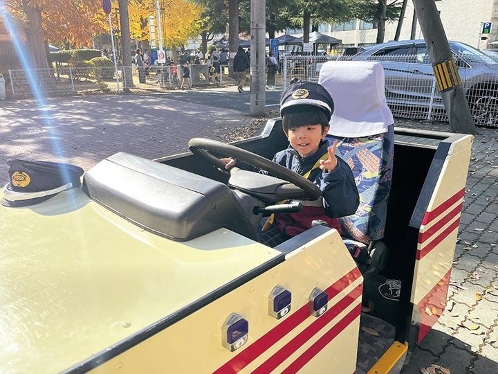 バスシミュレーター体験の様子