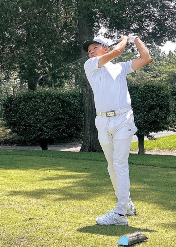 プレイ中の前島さん